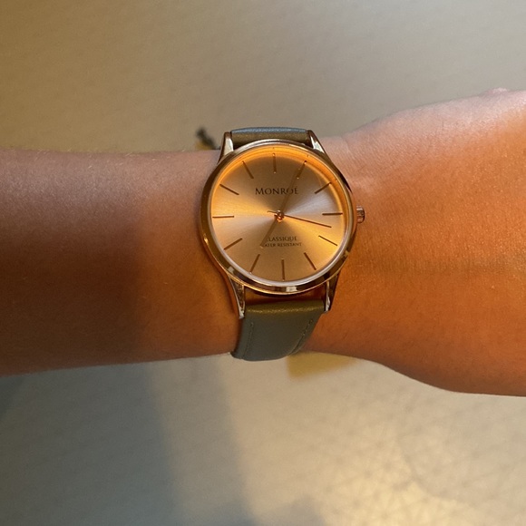 Monroé Rose Gold Charcol Leather Watch - Picture 4 of 6